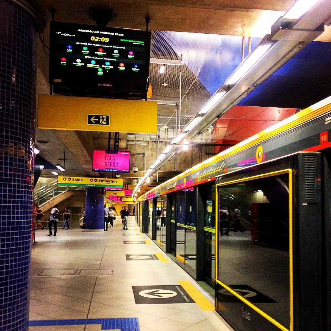 Estação Pinheiros da Linha 4-Amarela