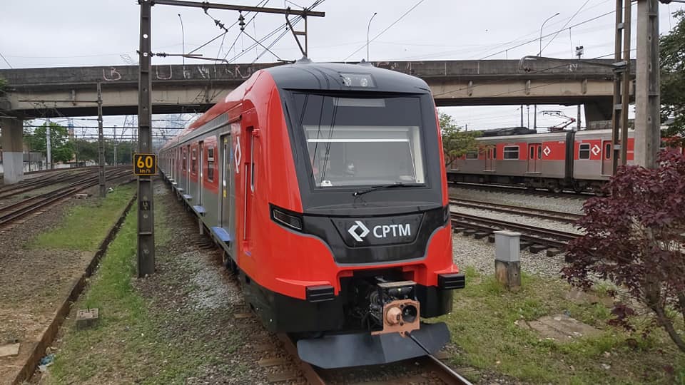 Trem série 2500 da Linha 13 da CPTM