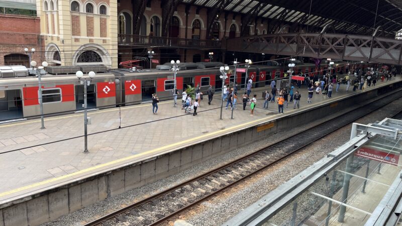 Tarifa de trem e metrô vai aumentar para R$ 5,20 a partir de 06 de janeiro