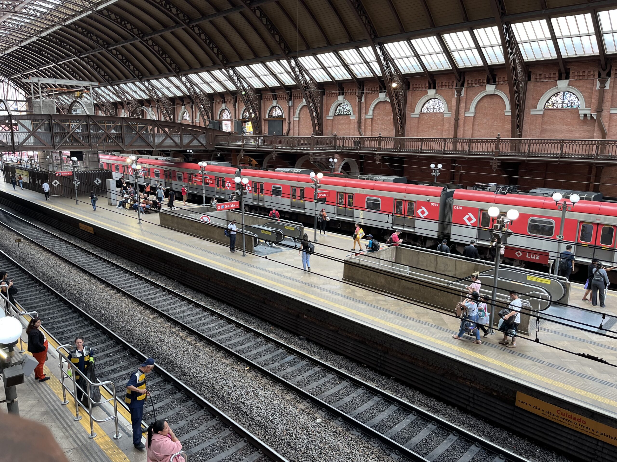 Transporte público de São Paulo terá operação especial no Natal e no Ano Novo