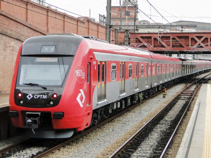 Linha 7-Rubi opera com lentidão nesta segunda-feira, 16 de dezembro