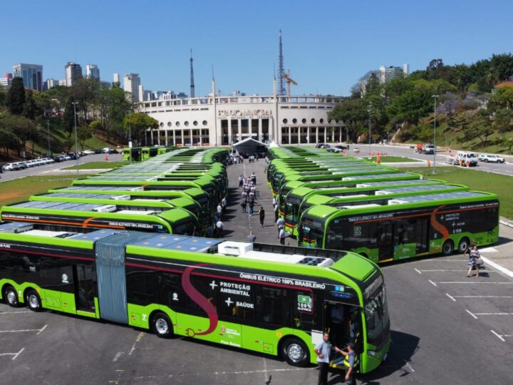 Projeto de Lei de Milton Leite adia eletrificação total dos ônibus em SP para 2054 e gera polêmica
