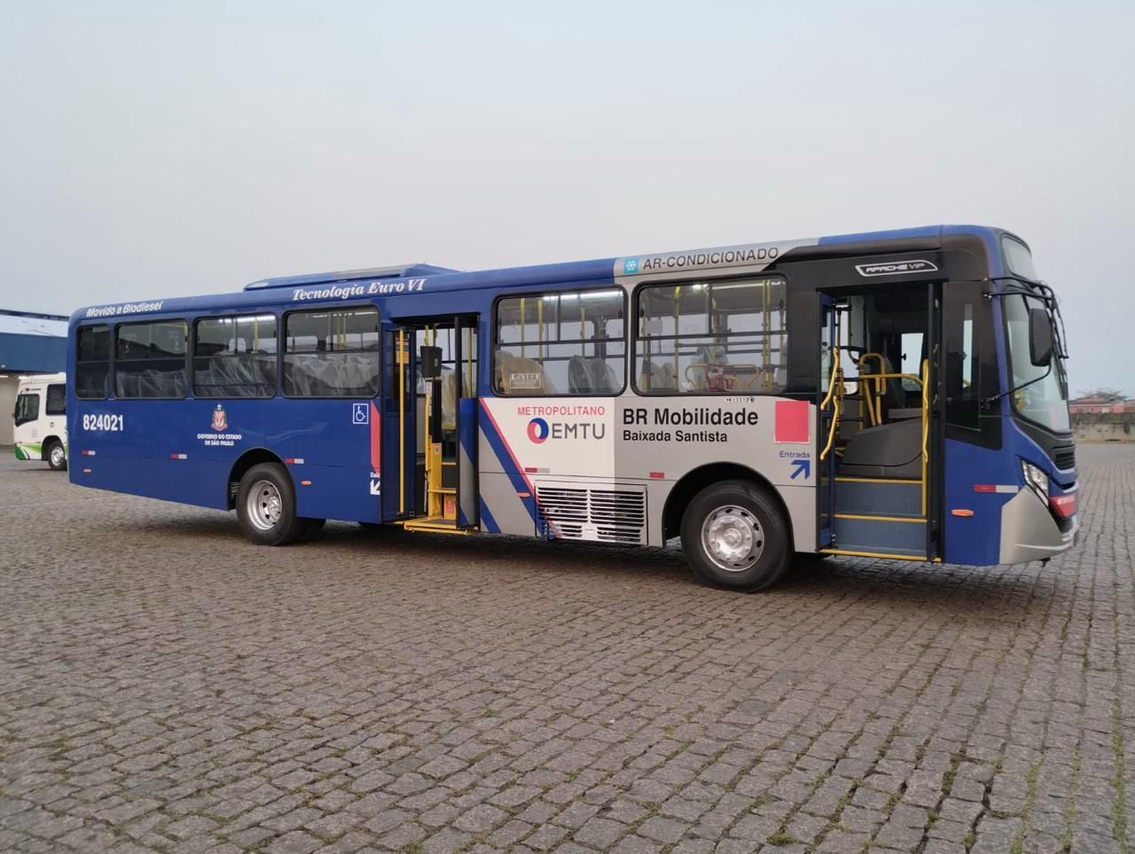 BR Mobilidade coloca 100 novos ônibus em operação na Baixada Santista