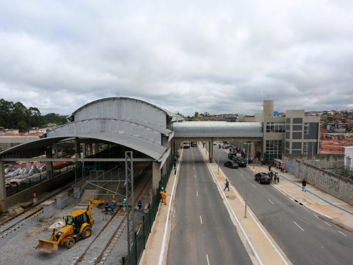 Estação Varginha da linha 9-Esmeralda é inaugurada