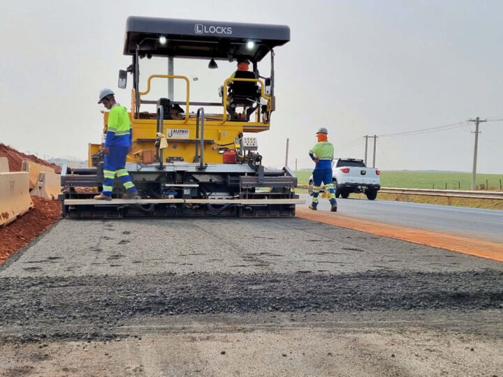 Obras da 3ª faixa da Washington Luís (SP-310) avançam: 25% de execução concluída