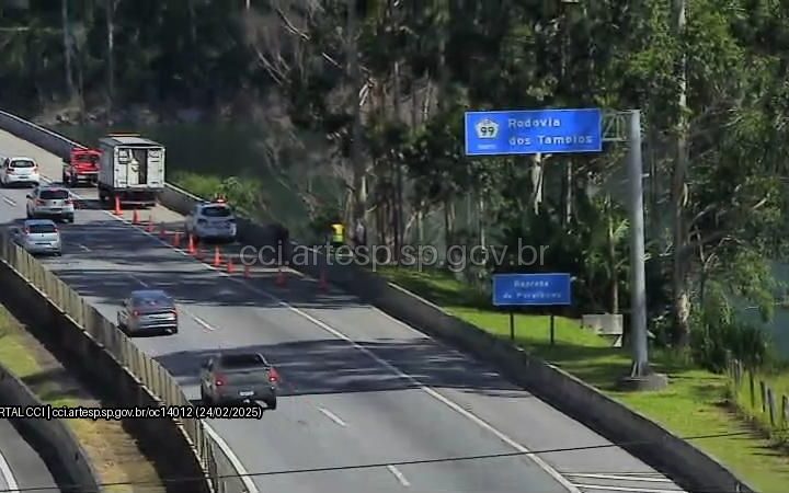 Corpo é encontrado boiando em represa às margens da Rodovia dos Tamoios
