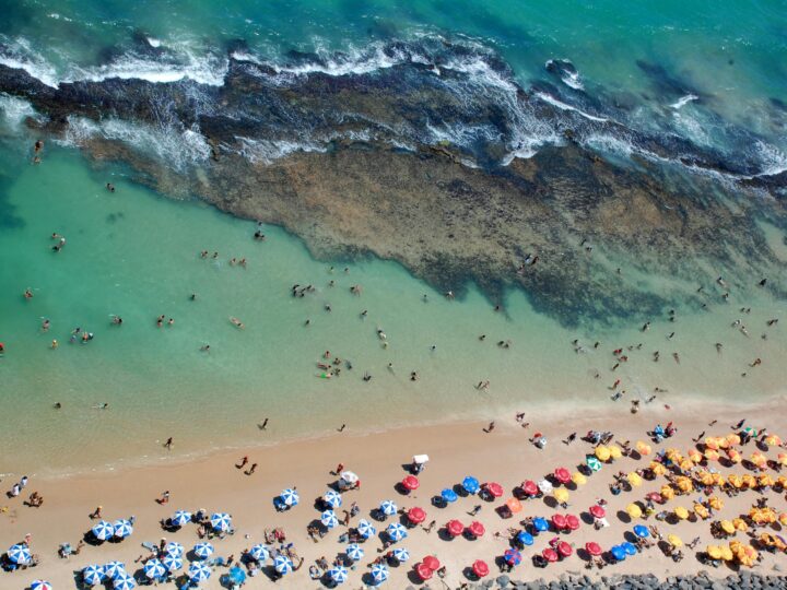 Porto de Galinhas: águas cristalinas e experiências inesquecíveis no litoral pernambucano
