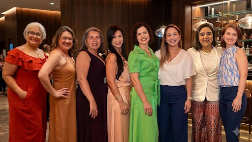Da Literatura à Conexão Humana: O Grupo de Psicólogas que Transforma Experiências Pessoais em Cuidado Coletivo e Presença na Bienal do Livro de São Paulo